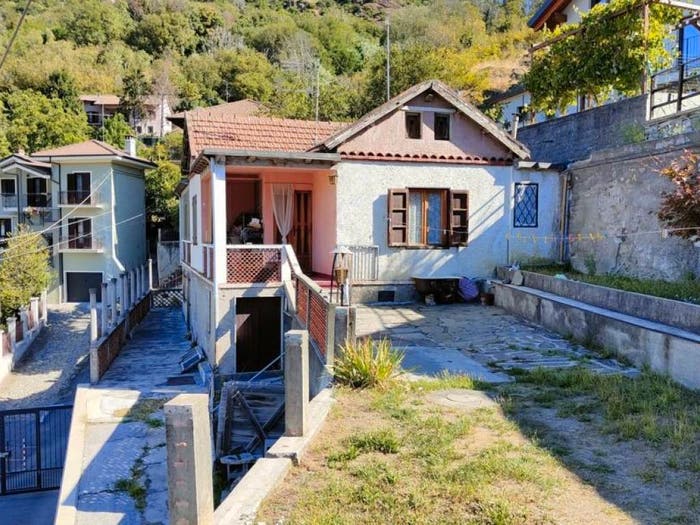 Casa quadrilocale in vendita in Via Giacomo Matteotti, Centro, Condove