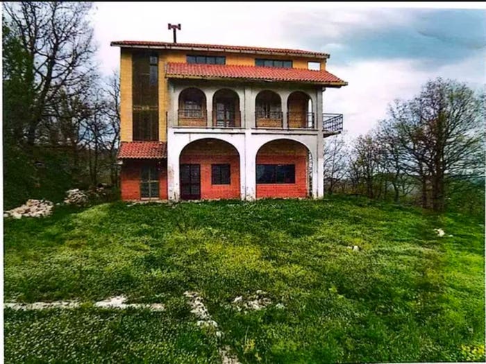 Casa con 6 locali in vendita in Via Alessandro Manzoni, San Giorgio, Pietragalla