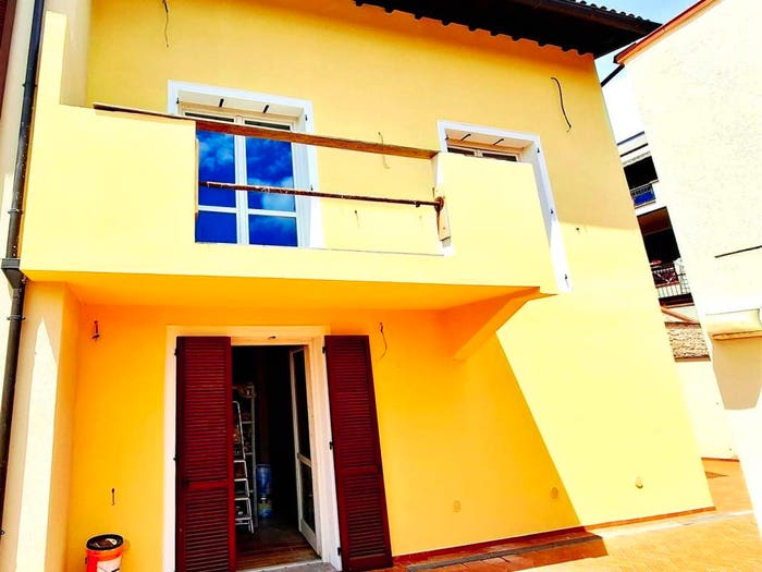 Casa quadrilocale in vendita in Via Fratelli Buricchi, Carmignano