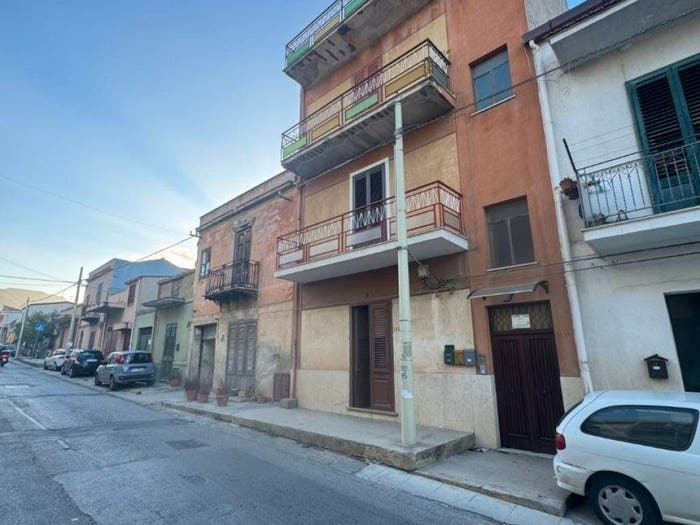 Appartamento quadrilocale in vendita in Via Villagrazia, Villagrazia, Palermo