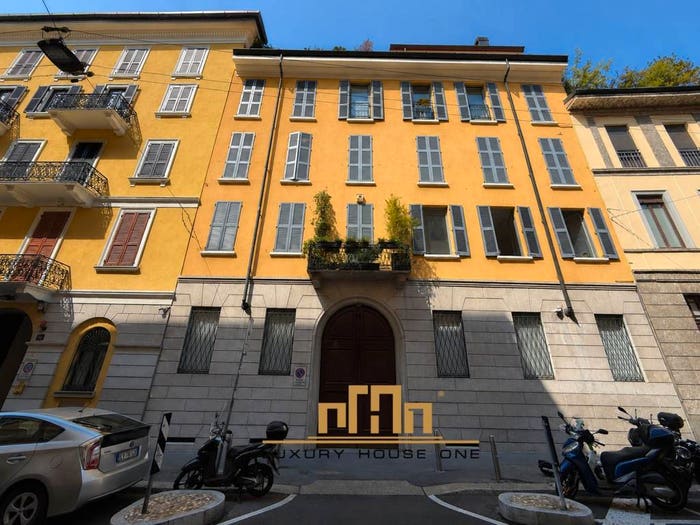 Casa con 5 locali in vendita in Via Crocefisso, Carrobbio, Milano