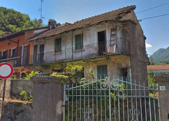 Casa quadrilocale in vendita in Via Ernesto De Angeli, Centro, Omegna
