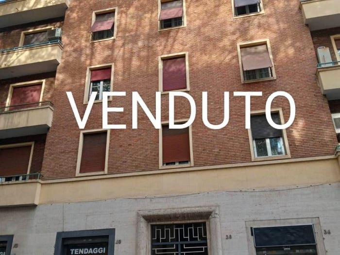 Appartamento bilocale in vendita in Via Cerveteri, Re di Roma, Roma