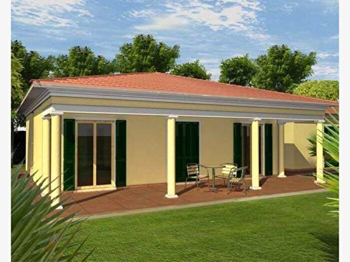 Casa con 6 locali in vendita in Due Strade, Bordighera