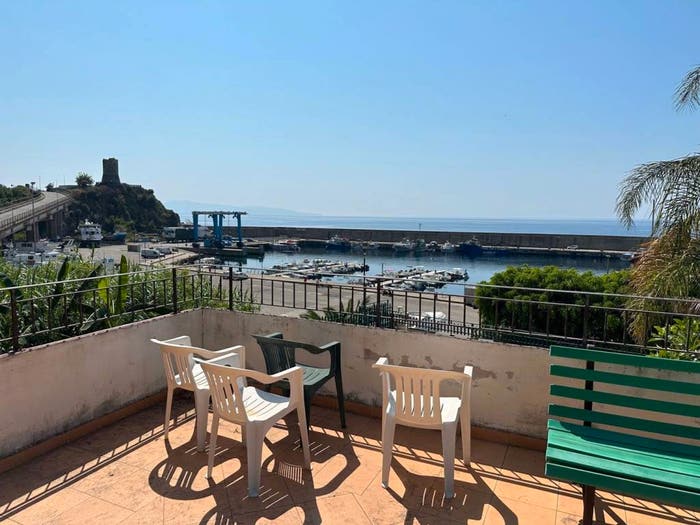 Appartamento quadrilocale in vendita in Viale delle Rimembranze, Centro, Bagnara Calabra