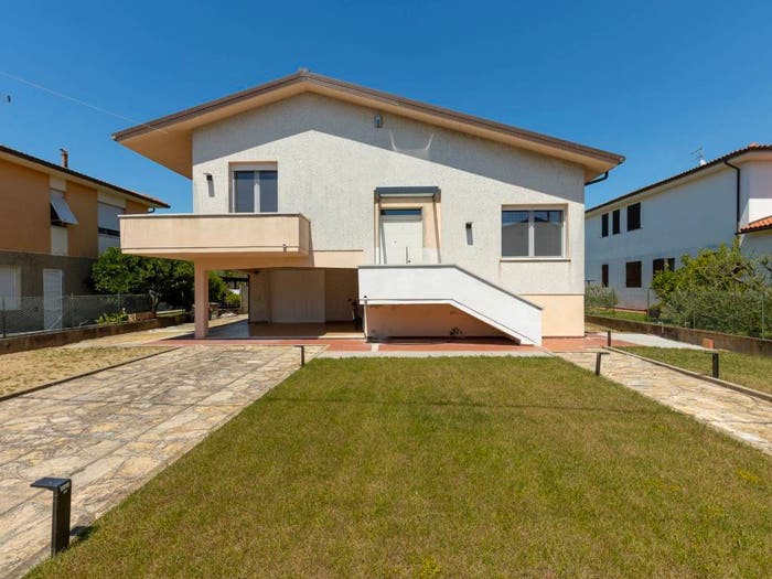 Casa con 5 locali in vendita in Via Ivan Rocchi, Titignano Visignano, Cascina