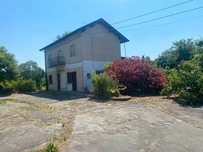 Casa con 6 locali in vendita in Via Provinciale, Centro, Cittiglio