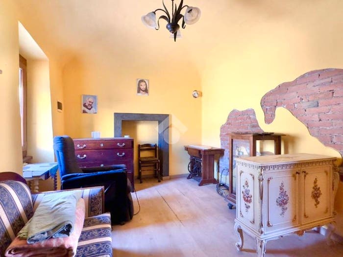 Casa con 5 locali in vendita in Via S Rocco, Centro, Basaluzzo