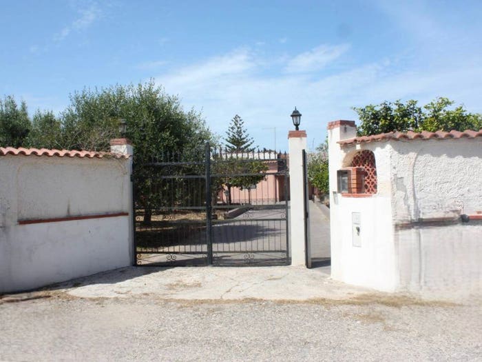 Casa bilocale in vendita in Via Filosseno, Fanusa, Siracusa