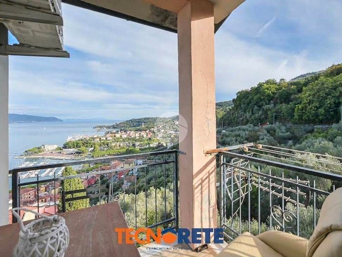 Appartamento bilocale in vendita in Salita del Pianello, Marola Campiglia, La Spezia