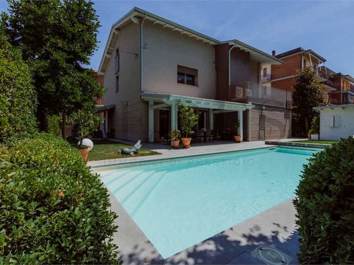 Casa con 6 locali in vendita in Morane Contrada, Modena