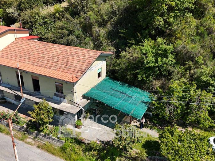Casa con 6 locali in vendita in Contrada Marina, Orsomarso