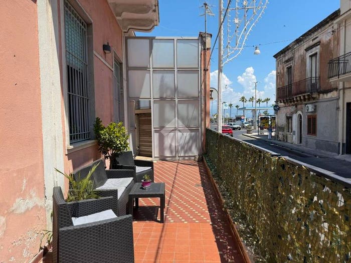 Casa quadrilocale in vendita in Via Generale Galliano, Centro, Riposto