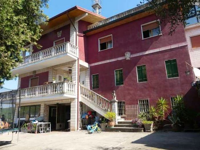 Casa con 6 locali in vendita in Via della Fontana, Centro, Monteforte d'Alpone