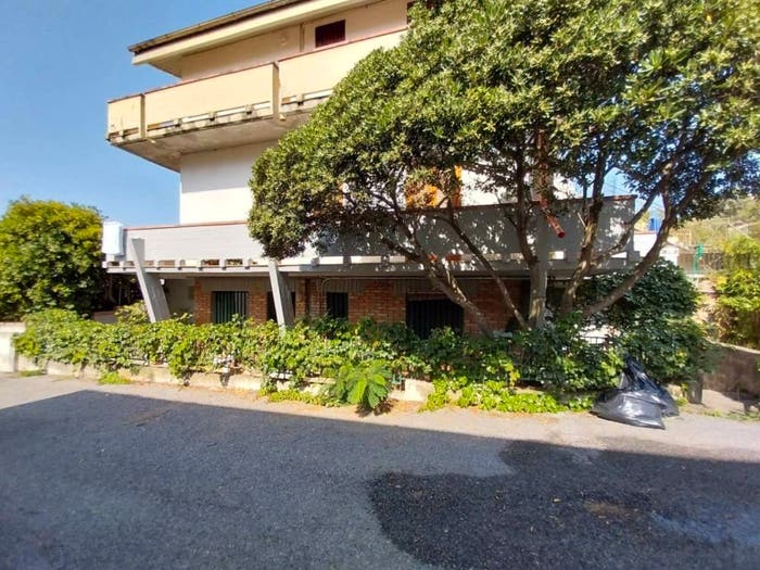 Appartamento quadrilocale in vendita in Via Lampetia, Cetraro Marina, Cetraro