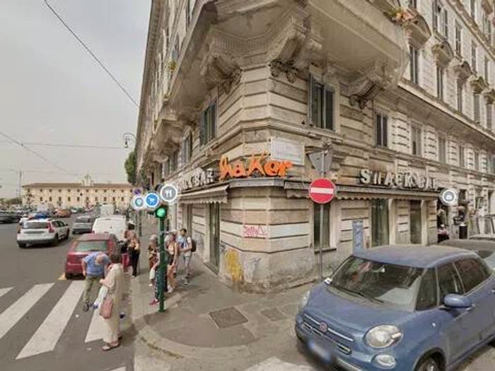 Appartamento quadrilocale in vendita in Via Matteo Boiardo, Esquilino, Roma