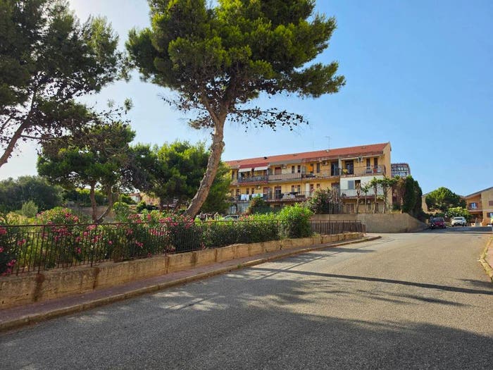 Appartamento monolocale in vendita in Strada Privata Campus, Faro Superiore Sperone, Messina