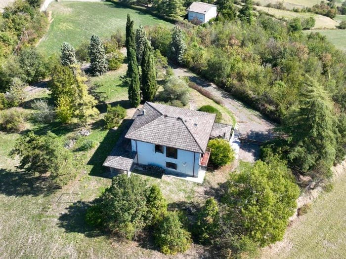 Casa con 6 locali in vendita in Via Roma Nord, Centro, Vezzano sul Crostolo