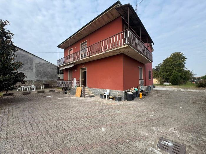 Casa quadrilocale in vendita in Via Conserva, Centro, Torre d'Arese