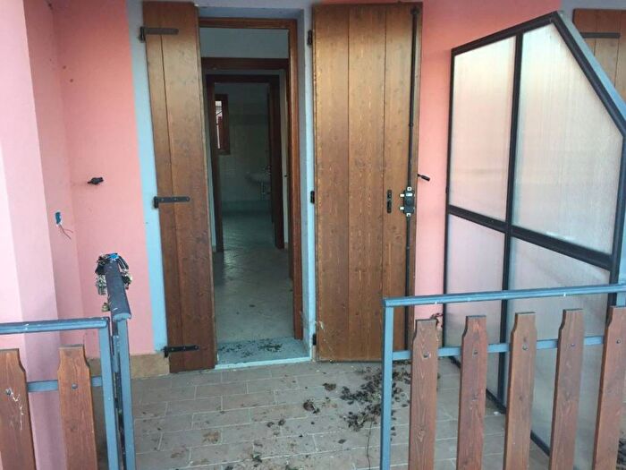 Appartamento trilocale in vendita in Via Rigone, Pievepelago
