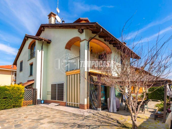 Casa quadrilocale in vendita in Via Lusina, Grinzano, Cervere