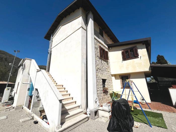 Casa con 6 locali in vendita in Via Valle Funnana, Campodimele