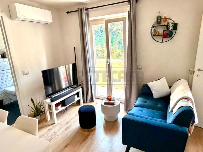 Appartamento bilocale in vendita in Via Mazzini, Centro, Carrara