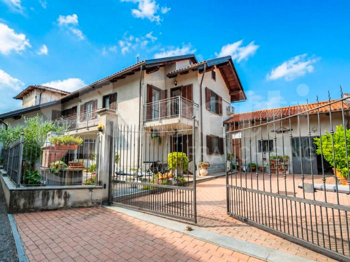 Casa con 5 locali in vendita in via Poirino, Baudenasca, Pinerolo