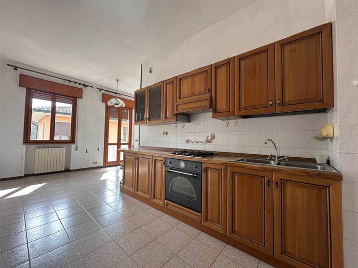 Appartamento quadrilocale in vendita in Centro, Pozzonovo