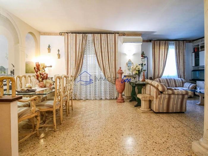 Appartamento con 5 locali in vendita in Via Maccatella, Le Piagge, Pisa