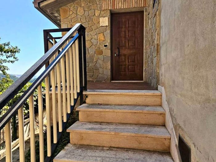 Appartamento trilocale in vendita in Schiaviano, Montorio al Vomano