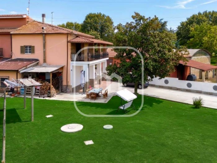 Casa quadrilocale in vendita in Via Colle Savelli, Centro, Zagarolo