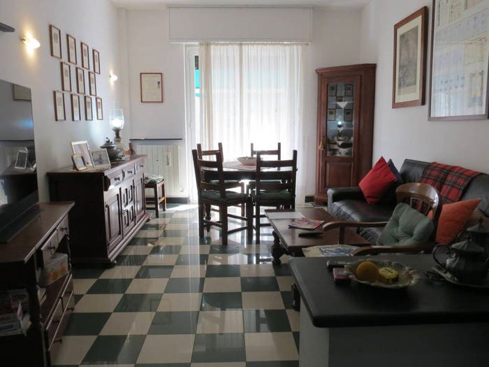 Appartamento con 5 locali in vendita in Via Natale Paggi, Centro, Lavagna