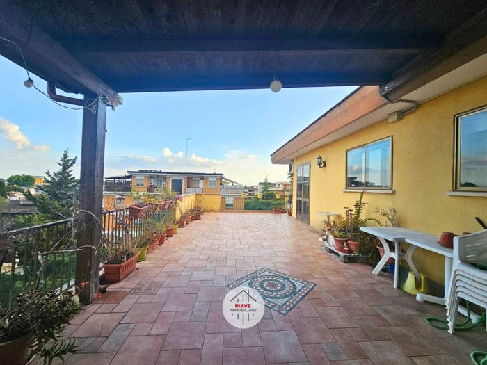 Casa quadrilocale in vendita in Via degli Aurunci, Piccarello, Latina
