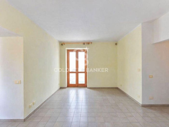 Appartamento trilocale in vendita in Via Giuseppe Pietri, Marina Di Campo, Campo nell'Elba