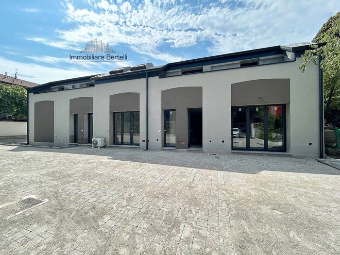 Appartamento trilocale in vendita in Via Bernardino Verro, Ripamonti Fondazione Prada, Milano