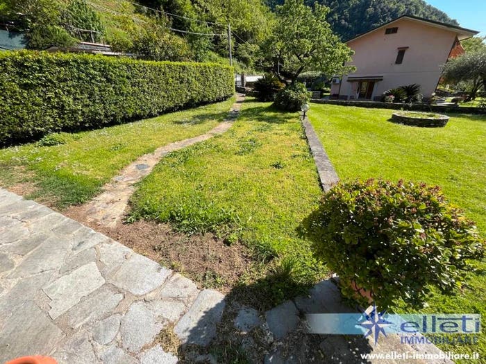 Casa con 6 locali in vendita in Marina Verde Renella, Montignoso