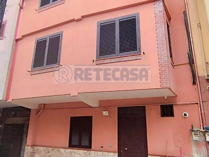Casa con 5 locali in vendita in Via Giuseppe Musone, Marcianise