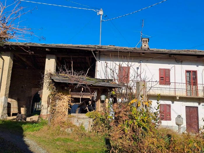Casa con 5 locali in vendita in Bagnolo Piemonte