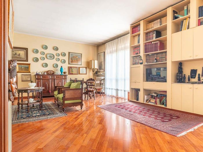 Appartamento con 5 locali in vendita in Via Monte Bianco, Triante, Monza