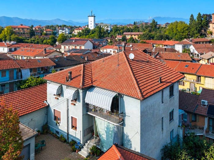 Casa con 6 locali in vendita in Via Carlo Casale, Druento