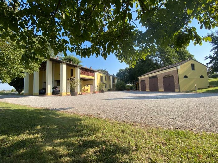 Casa con 6 locali in vendita in Finale Emilia