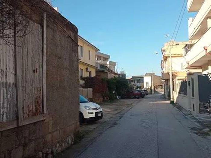 Casa trilocale in vendita in Via G Basile No Number, Mondragone