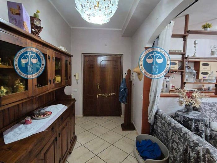 Appartamento quadrilocale in vendita in Via Madonna dei Due Ponti A, Centro, Capena