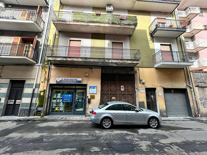 Appartamento trilocale in vendita in Via Vincenzo Bellini, Paternò