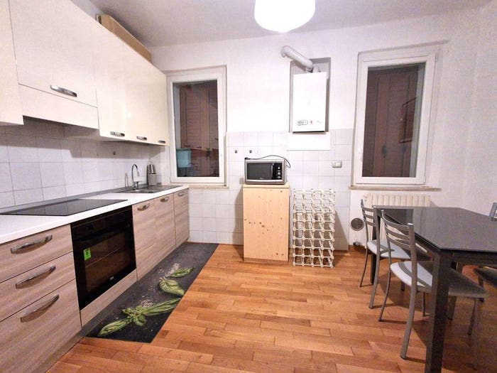 Appartamento trilocale in affitto in Veronetta, Verona