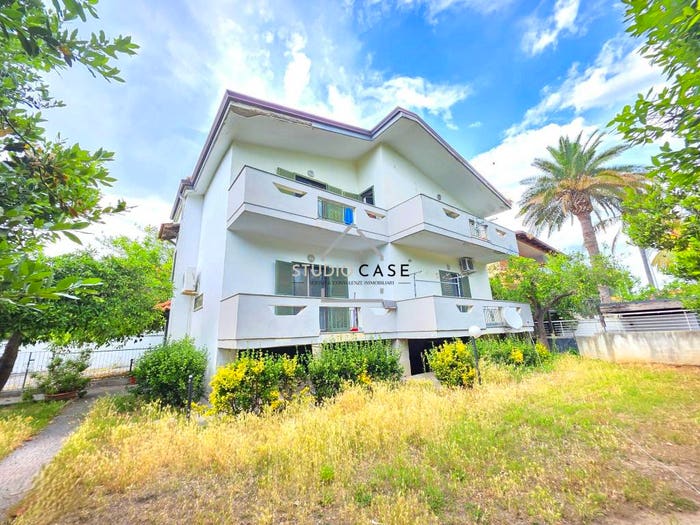 Casa quadrilocale in vendita in Via San Nullo, Licola Paese, Giugliano in Campania