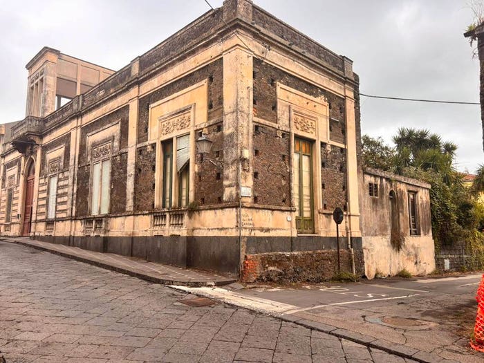 Casa trilocale in vendita in Via Roma, Centro, Zafferana Etnea
