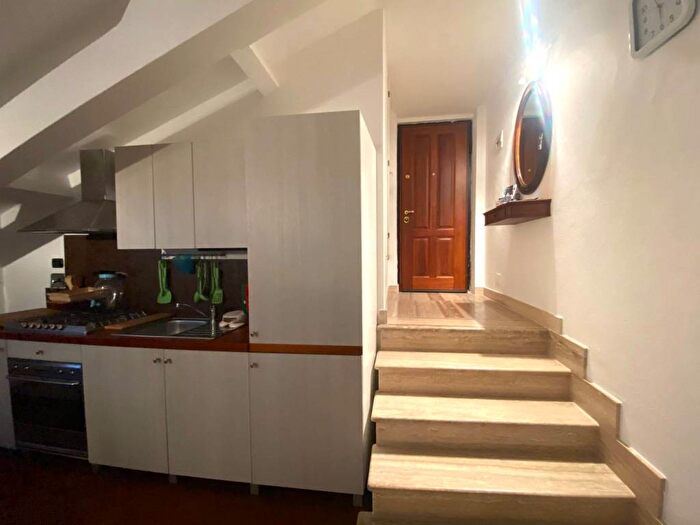 Appartamento bilocale in vendita in Via Vittorio Emanuele II, Centro, Bordighera