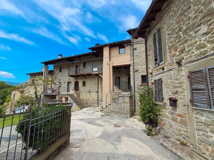 Appartamento con 6 locali in vendita in frazione spelonga, Spelonga, Arquata del Tronto